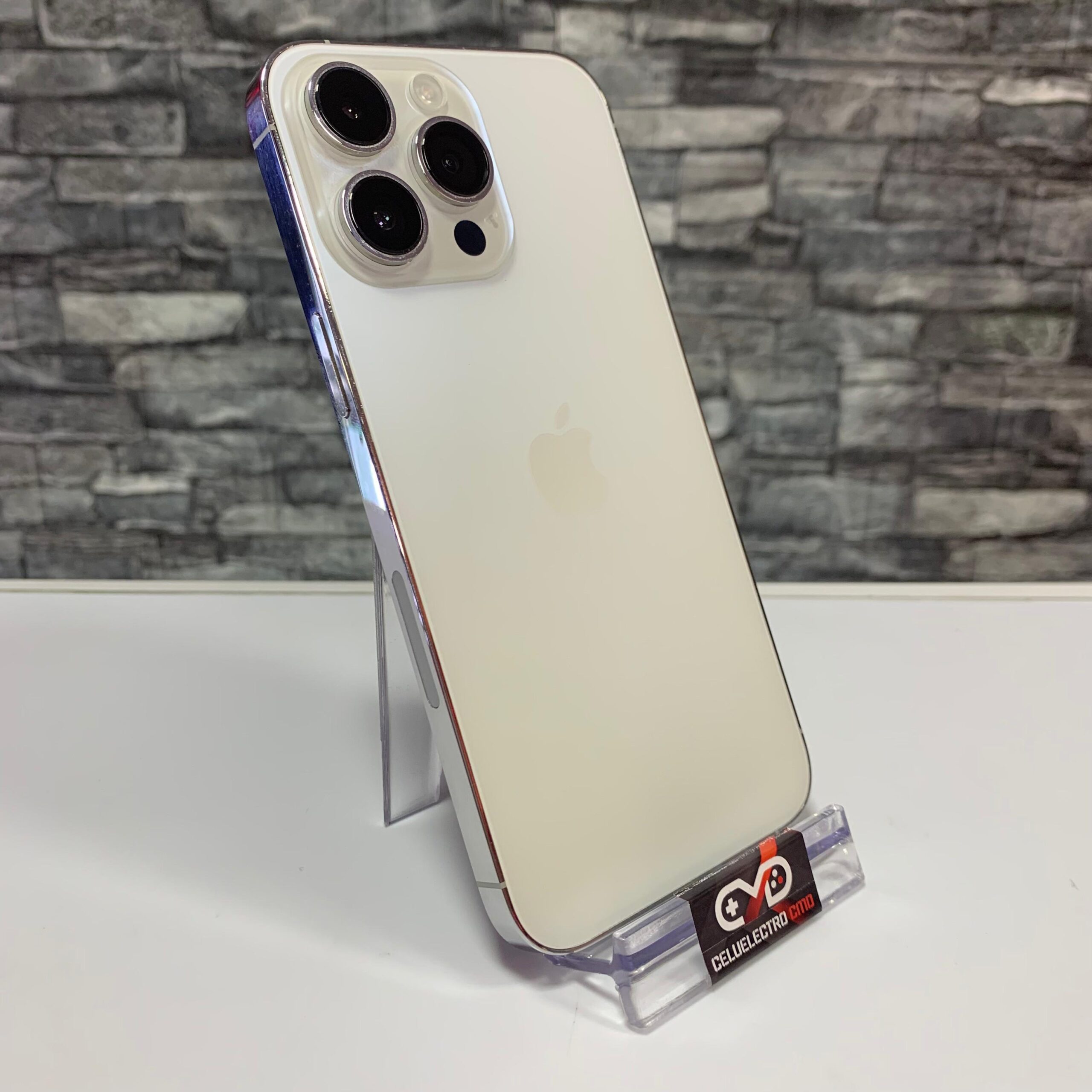 iPhone 14 Pro Max frontal