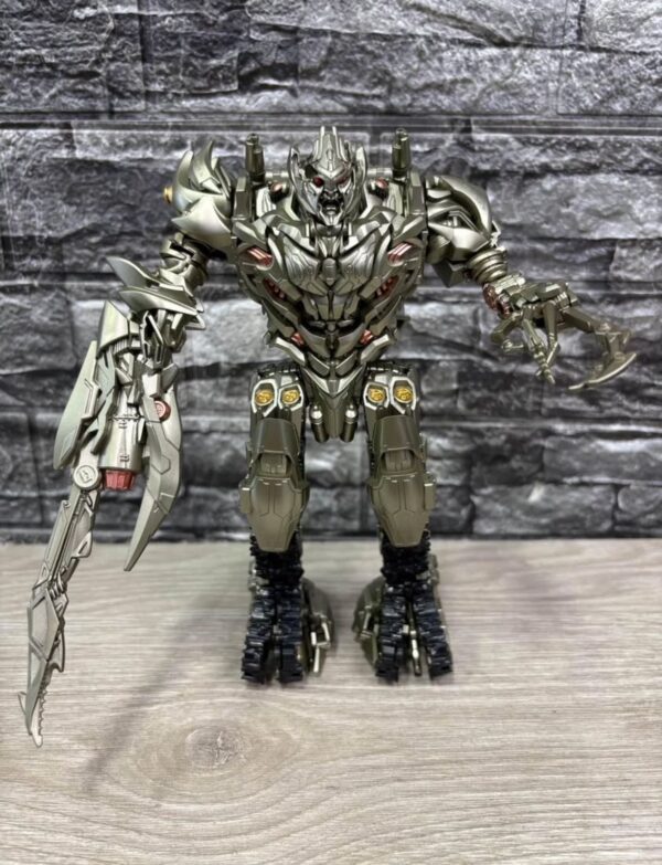 FIGURA DE COLECCIÓN TRANSFORMERS MEGATRON - Imagen 8