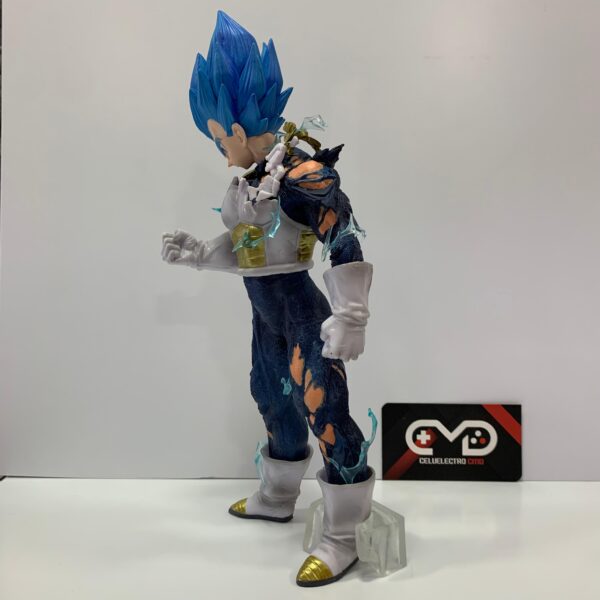 FIGURA COLECCIONABLE DRAGON BALL - VEGETA - Imagen 2
