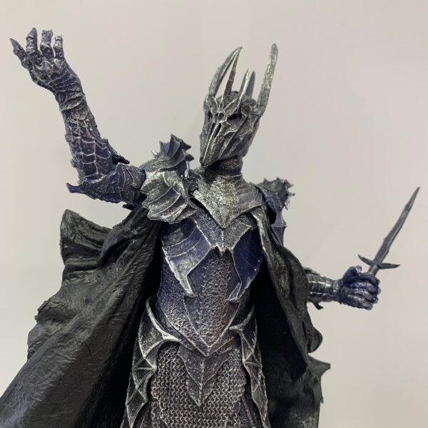 FIGURA COLECCIONABLE EL SEÑOR DE LOS ANILLOS - SAURON - Imagen 2