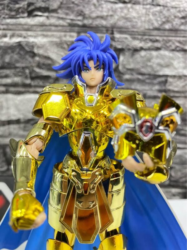 FIGURA COLECCIONABLE CABALLERO DORADO SAGA DE GÉMINIS; CABALLEROS DEL ZODIACO