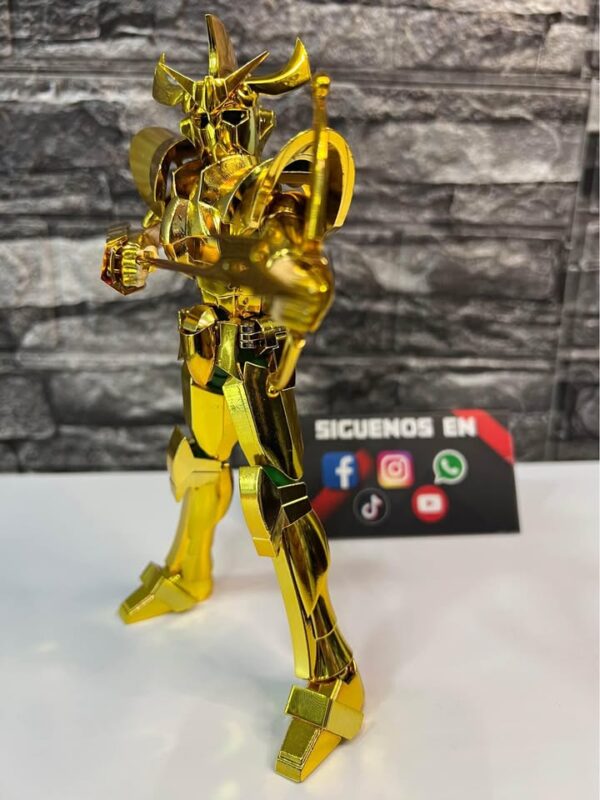 FIGURA COLECCIONABLE ARMADURA DORADA DE SAGITARIO TORNEO GALÁCTICO; CABALLEROS DEL ZODIACO - Imagen 7