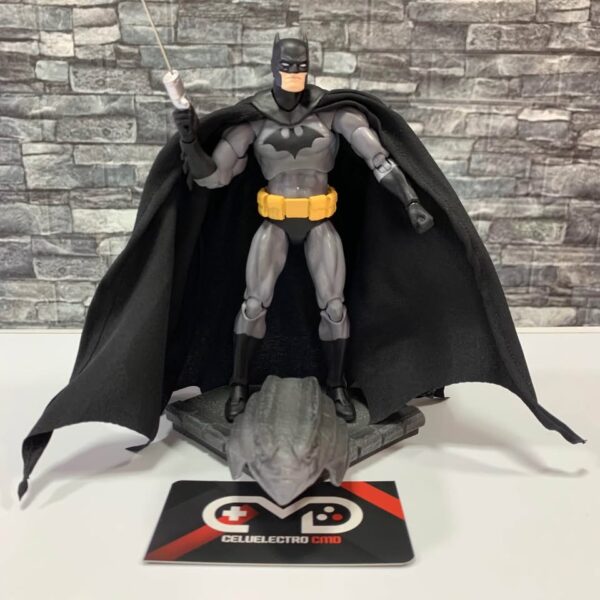FIGURA COLECCIONABLE BATMAN: HUSH