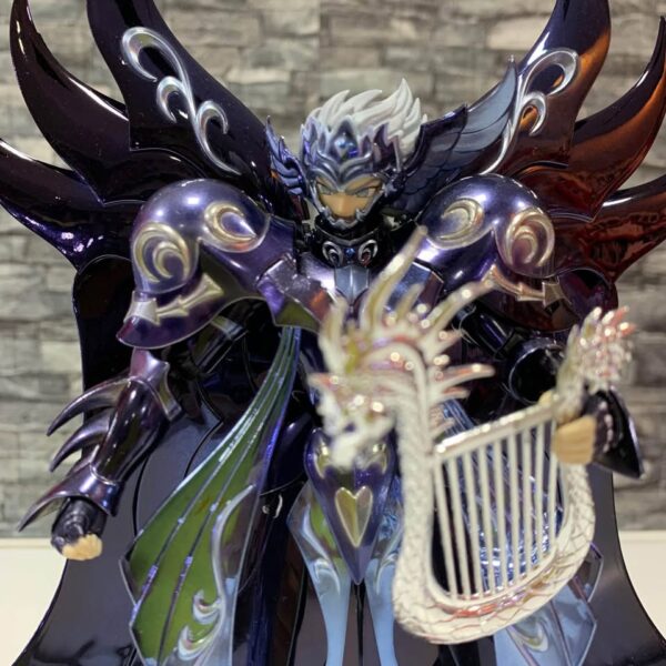FIGURA COLECCIONABLE THANATOS; CABALLEROS DEL ZODIACO