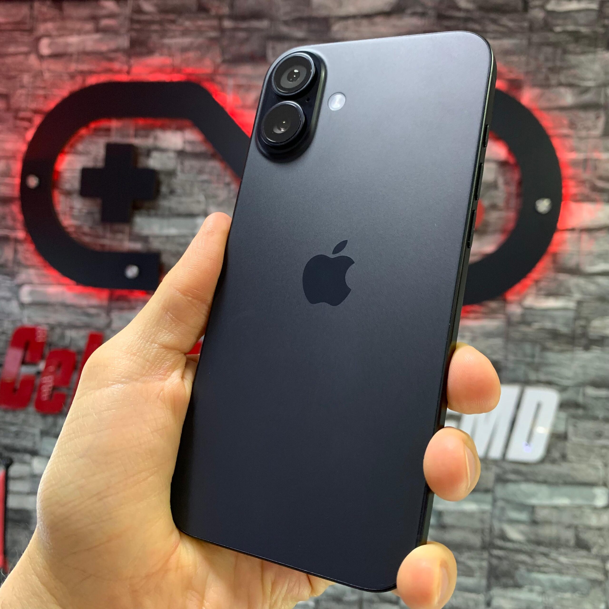 IPHONE 16 PLUS - ESIM - TIPO EXHIBICIÓN - Imagen 12