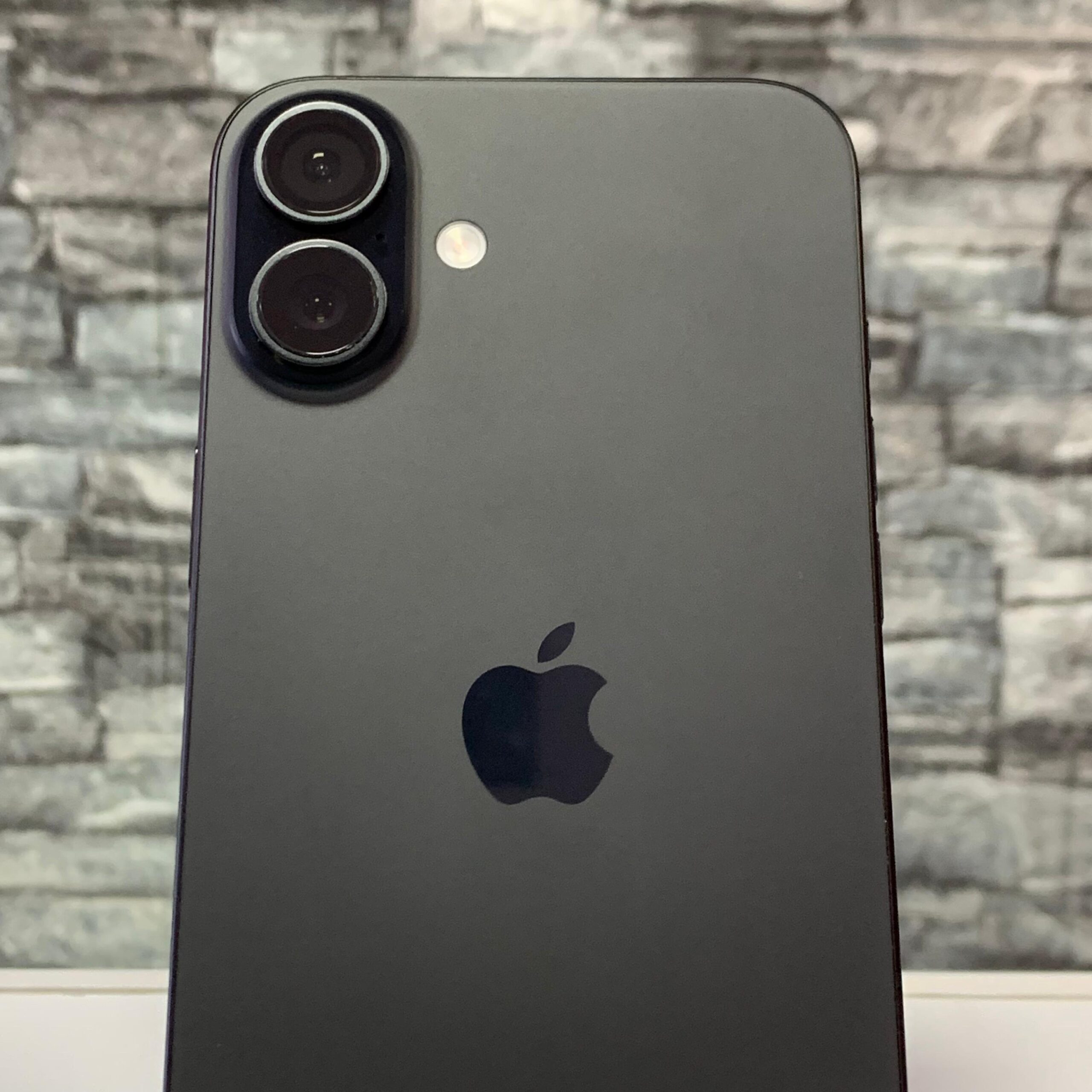 IPHONE 16 PLUS - ESIM - TIPO EXHIBICIÓN - Imagen 15