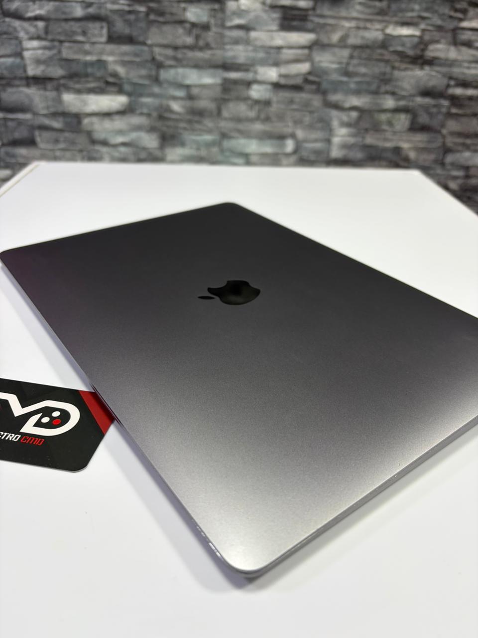 MacBook Air / 256GB / 8 RAM / 13 Pulgadas / Intel Core i3 de 2 núcleos / 2020 /Buen estado - Imagen 3